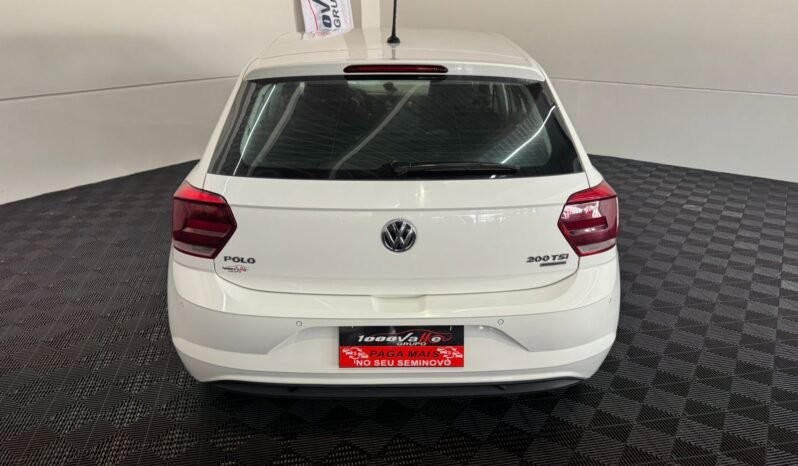 VolksWagen Polo Comfort. 2018 completo