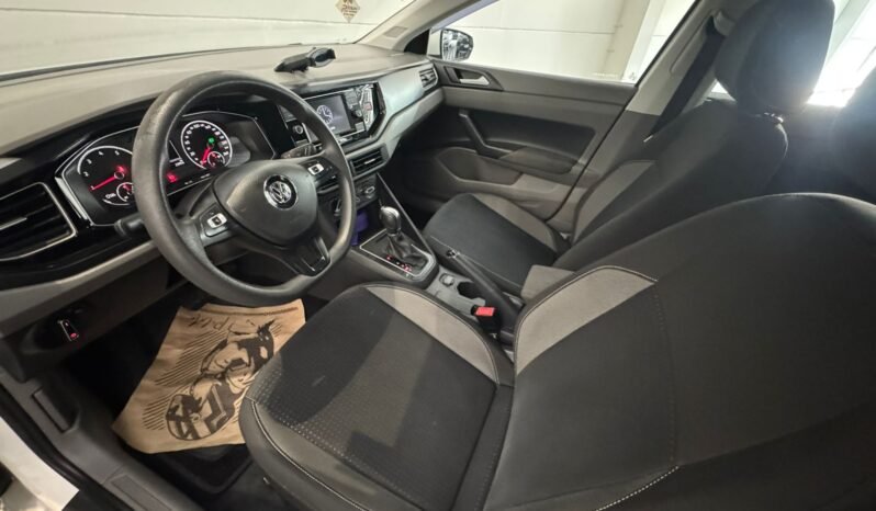 VolksWagen Polo Comfort. 2018 completo