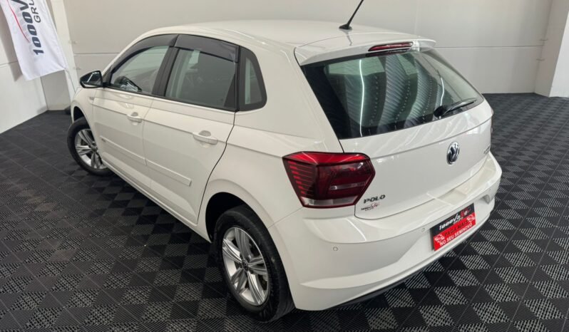 VolksWagen Polo Comfort. 2018 completo