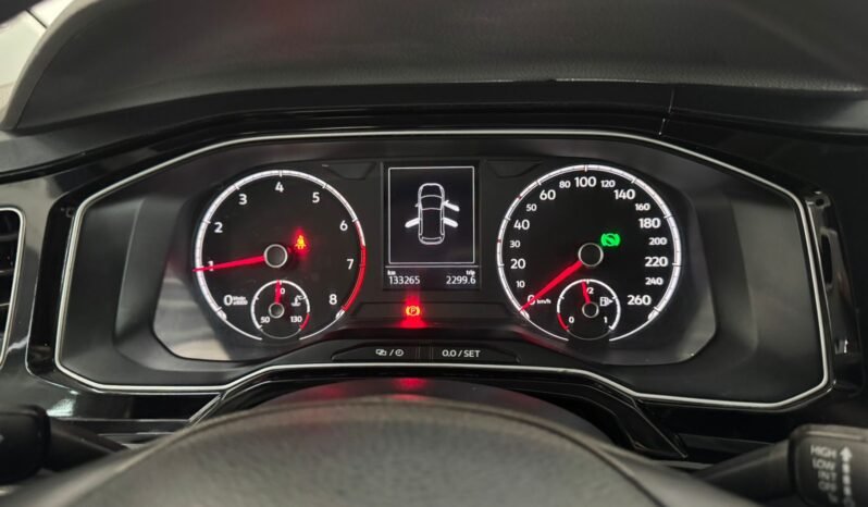 VolksWagen Polo Comfort. 2018 completo