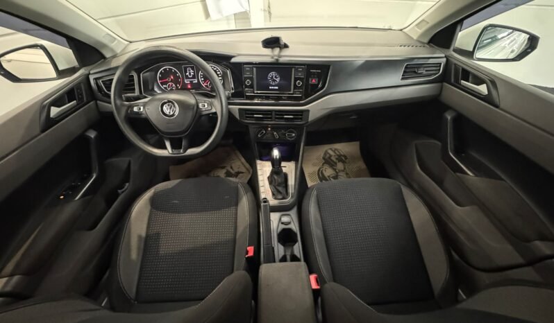 VolksWagen Polo Comfort. 2018 completo