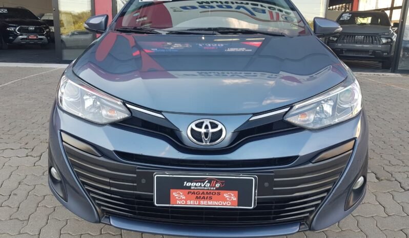 Toyota YARIS XLS Sedan 2020 completo