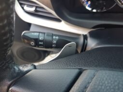 Toyota YARIS XLS Sedan 2020 completo