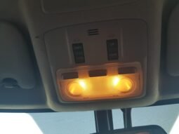 Toyota YARIS XLS Sedan 2020 completo