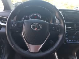 Toyota YARIS XLS Sedan 2020 completo