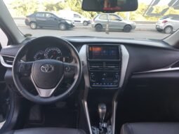 Toyota YARIS XLS Sedan 2020 completo