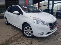 Peugeot 208 Allure 2016