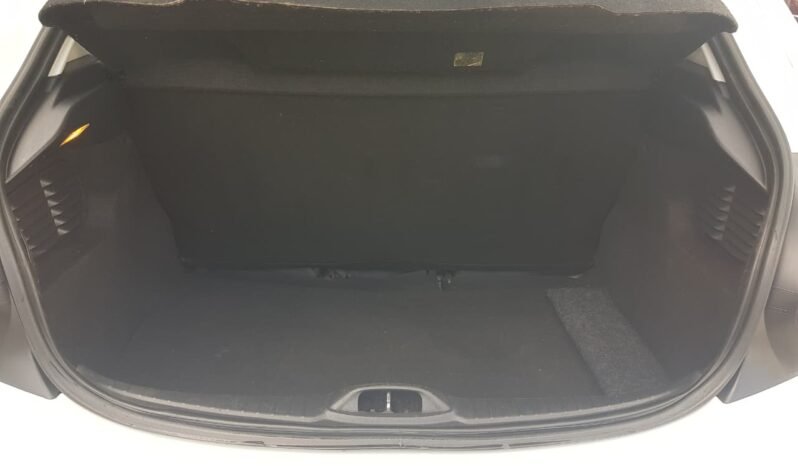 Peugeot 208 Allure 2016 completo