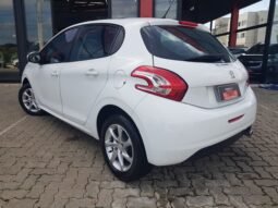 Peugeot 208 Allure 2016