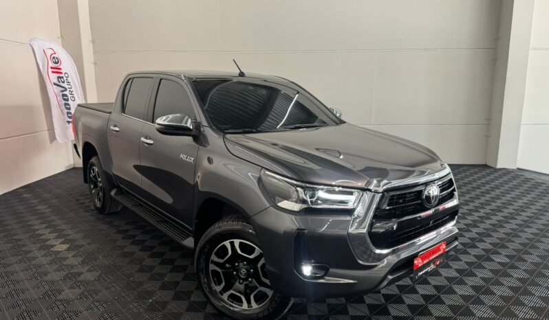 Toyota Hilux SRX 2025 completo