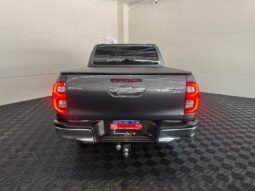Toyota Hilux SRX 2025 completo