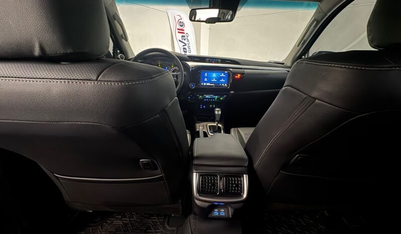 Toyota Hilux SRX 2025 completo