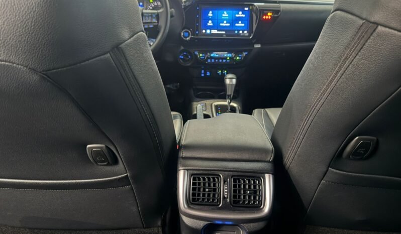 Toyota Hilux SRX 2025 completo