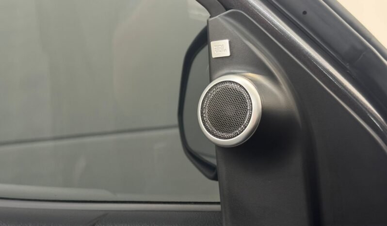 Toyota Hilux SRX 2025 completo