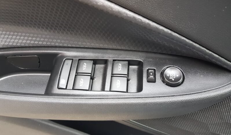 Chevrolet ONIX SEDAN Plus 2025 completo