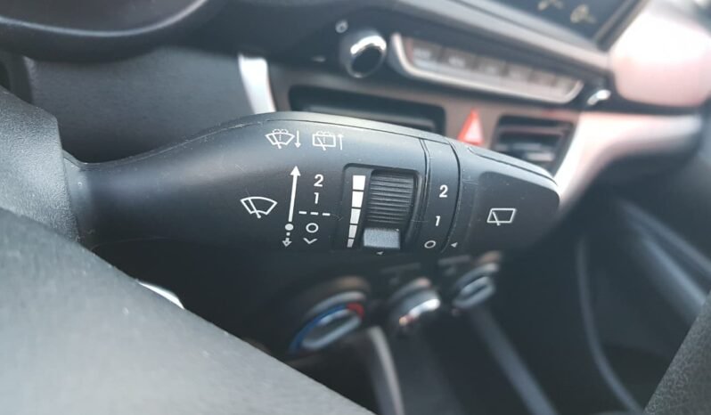 Hyundai HB20 Comfort Plus 2025 completo