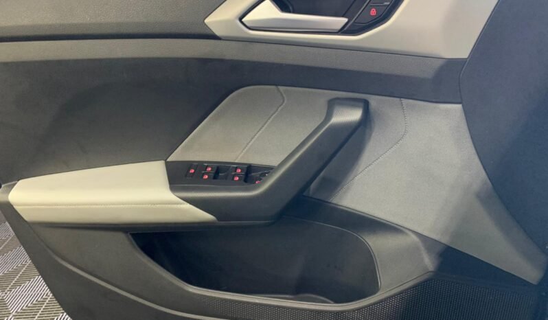 VolksWagen T-Cross Comfor. 200 TSI 2025 completo
