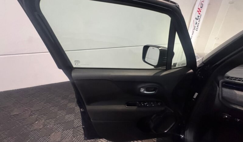 Jeep Renegade Altitude T270 2027 completo