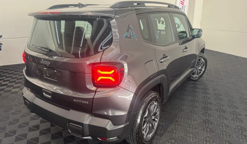 Jeep Renegade Altitude T270 2027 completo