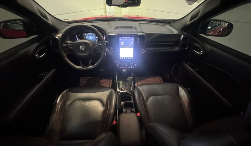 Fiat Toro Ultra 2022 completo
