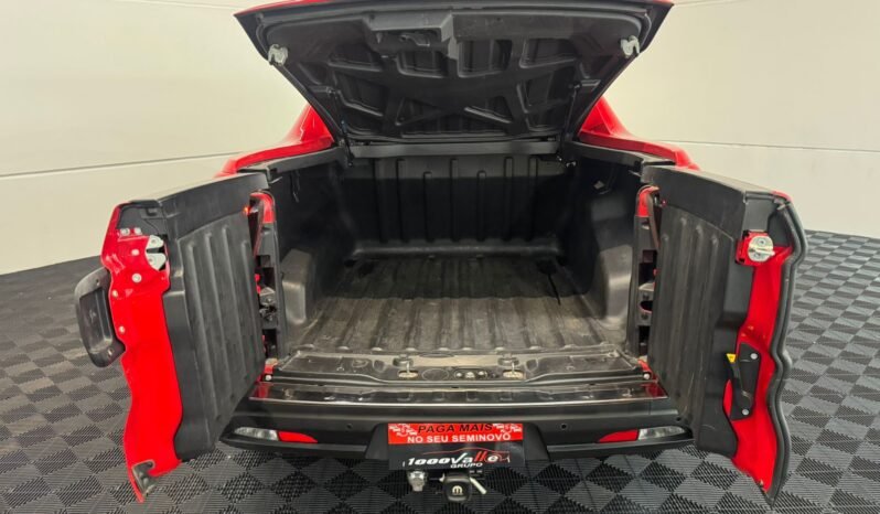 Fiat Toro Ultra 2022 completo