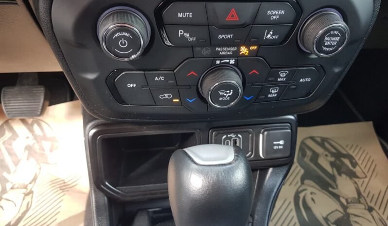 Jeep Renegade Long. 2025 completo