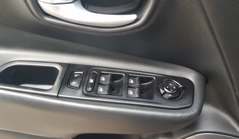 Jeep Renegade Long. 2025 completo