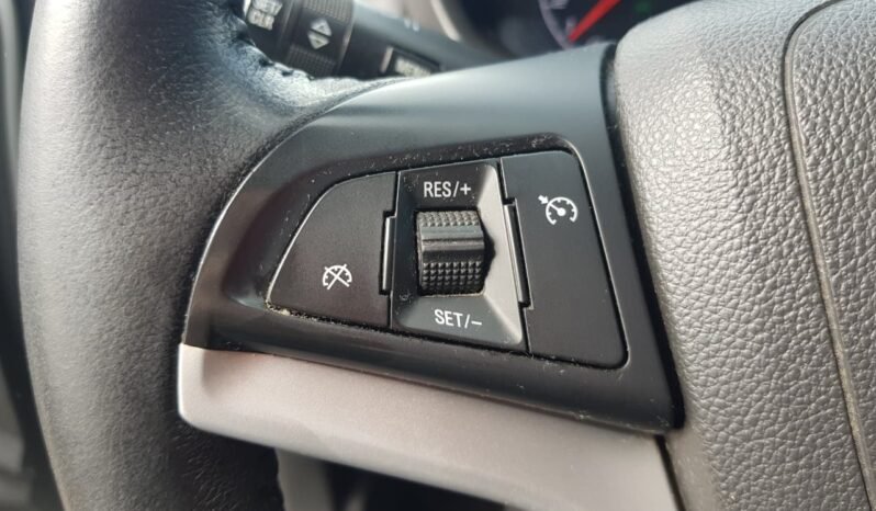 Chevrolet ONIX HATCH ACTIV 2019 completo