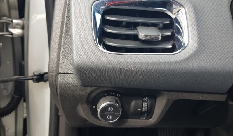 Chevrolet ONIX HATCH ACTIV 2019 completo
