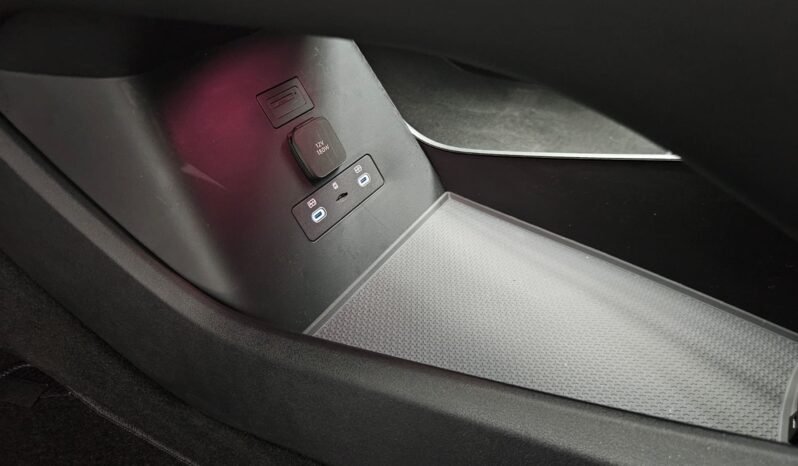 BYD Atto 8 2027 completo