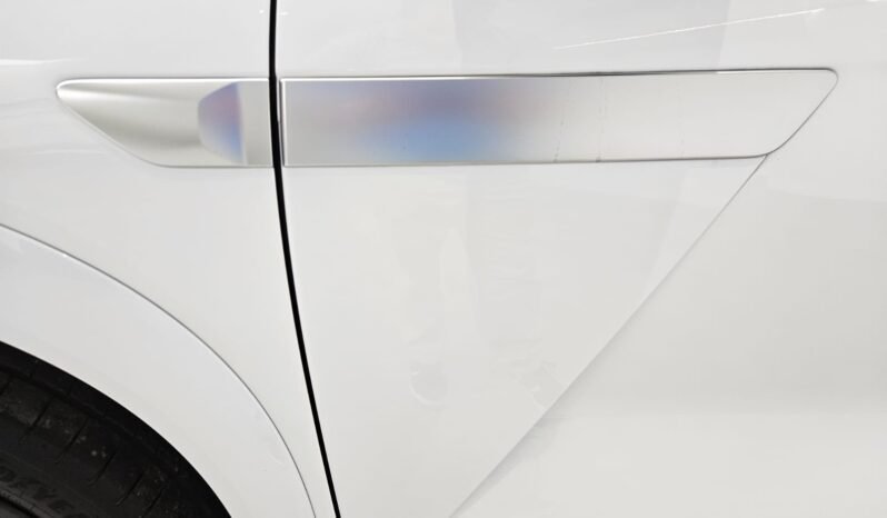 BYD Atto 8 2027 completo