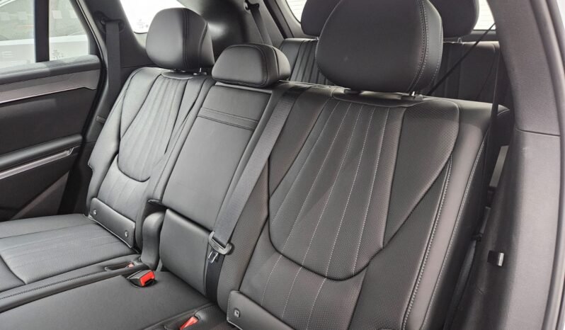 BYD Atto 8 2027 completo