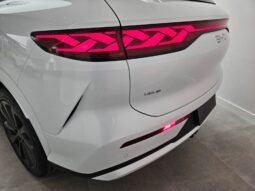 BYD Atto 8 2027 completo