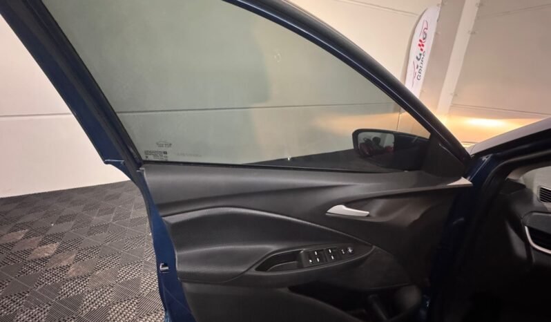 Chevrolet ONIX SEDAN Plus 2025 completo