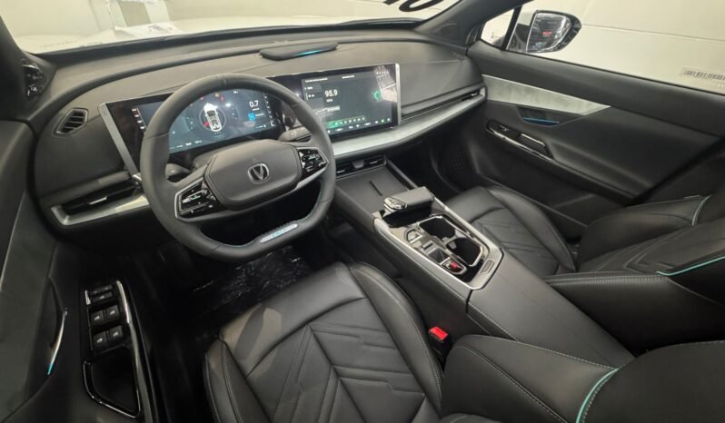 CHANGAN UNI-T IFINITY 2027 completo