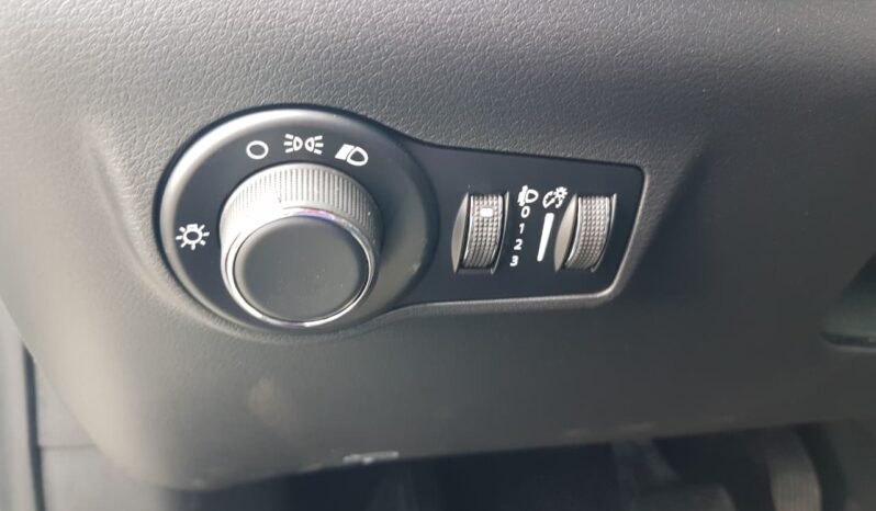 Jeep Renegade Altitude T270 2027 completo