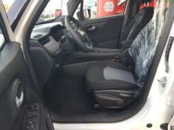 Jeep Renegade Altitude T270 2027 completo