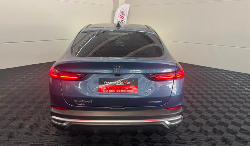 Fiat Fastback Audace 200 TB 2025 completo