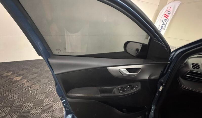 Fiat Fastback Audace 200 TB 2025 completo