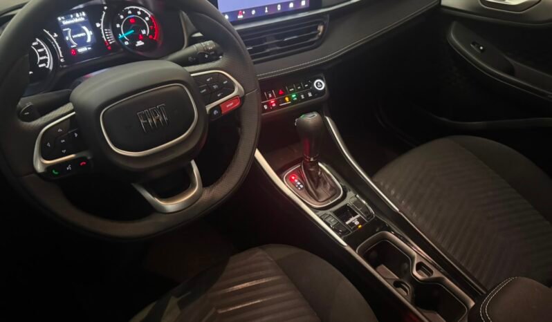 Fiat Fastback Audace 200 TB 2025 completo