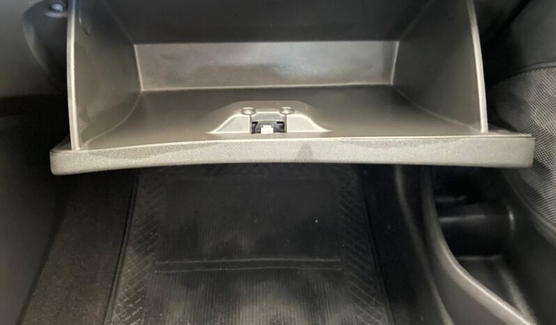 Chevrolet ONIX HATCH LT 2025 completo