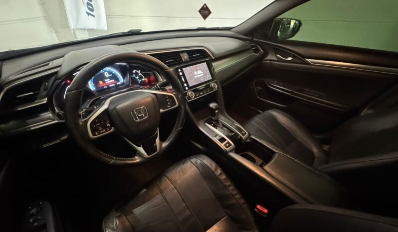 Honda Civic Sedan TOURING 2017 completo