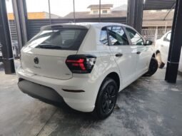 Volkswagen Polo 2027 completo