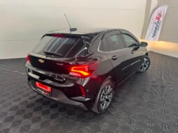 Chevrolet ONIX HATCH PREM. 2024 completo