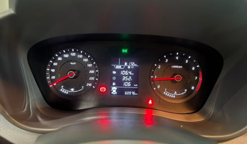 Hyundai HB20S Comfort Plus 2025 completo