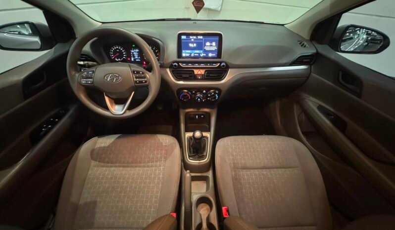 Hyundai HB20S Comfort Plus 2025 completo