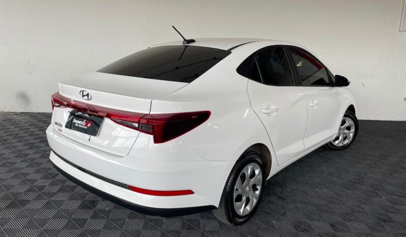 Hyundai HB20S Comfort Plus 2025 completo