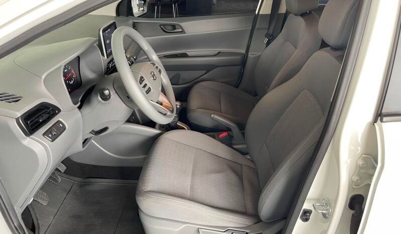 Hyundai HB20S Comfort Plus 2025 completo
