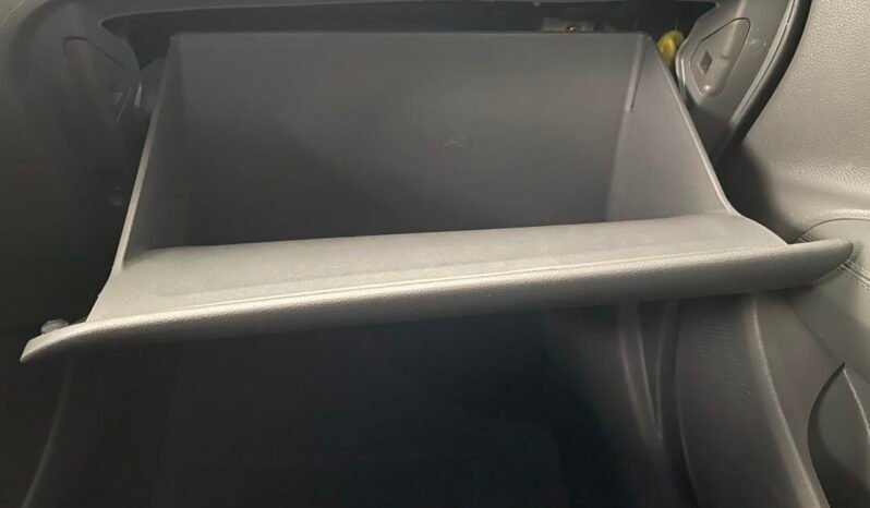 Hyundai HB20S Comfort Plus 2025 completo