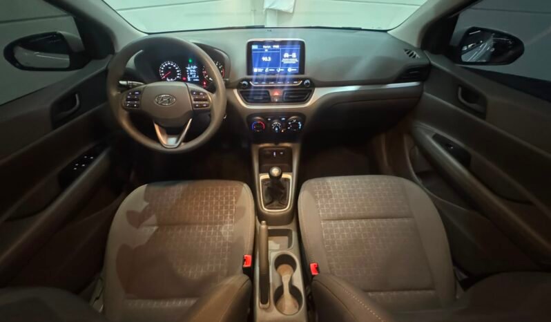 Hyundai HB20S Comfort Plus 2025 completo